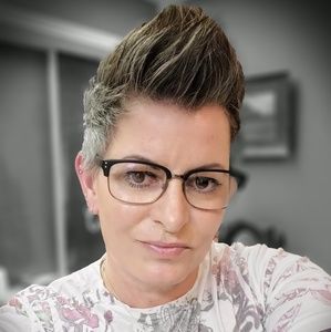 Meet your Posher, Donna